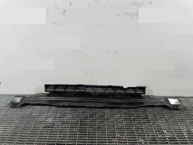 bontott AUDI Q7 Vízhűtő Radiátor Tartó