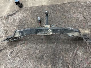 bontott AUDI Q7 Vonóhorog