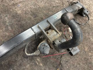 bontott AUDI Q7 Vonóhorog