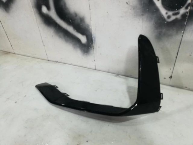 bontott AUDI Q8 Bal első Lökhárító Díszléc