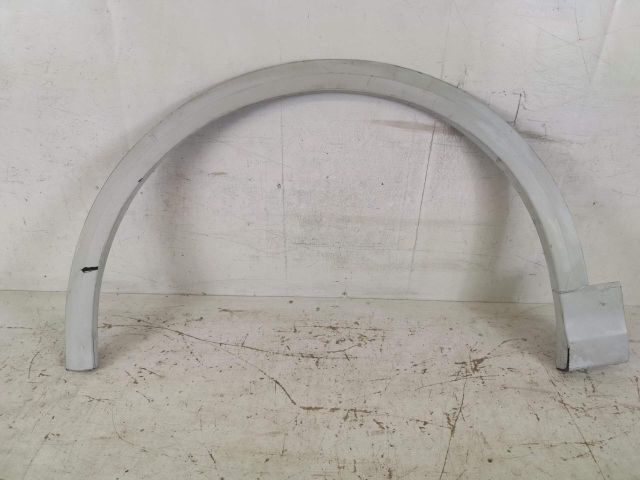 bontott AUDI Q8 Bal első Sárvédő Díszléc