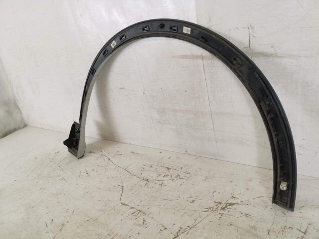 bontott AUDI Q8 Bal első Sárvédő Díszléc