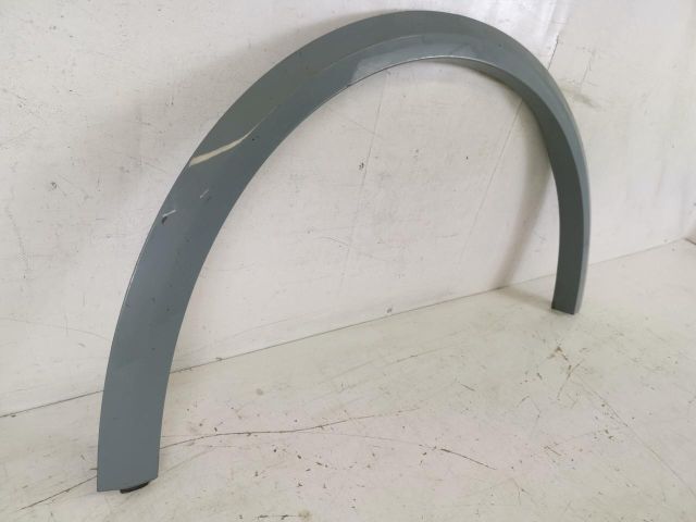 bontott AUDI Q8 Bal első Sárvédő Díszléc