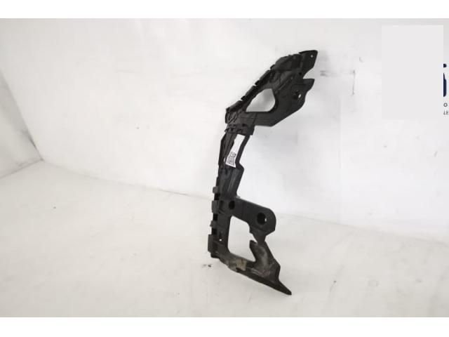 bontott AUDI Q8 Bal hátsó Lökhárító Tartó (Műanyag)