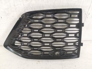 bontott AUDI Q8 Bal Ködzárófény Keret