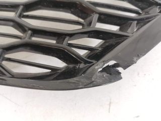 bontott AUDI Q8 Bal Ködzárófény Keret