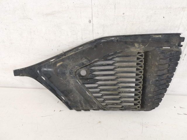 bontott AUDI Q8 Bal Ködzárófény Keret