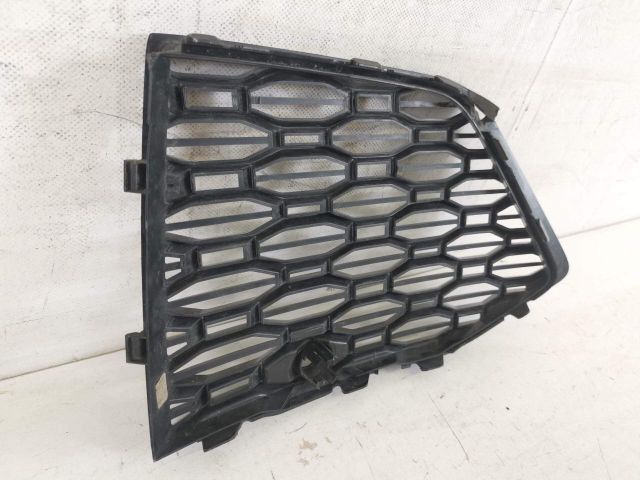 bontott AUDI Q8 Bal Ködzárófény Keret