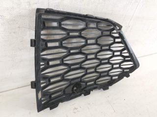 bontott AUDI Q8 Bal Ködzárófény Keret