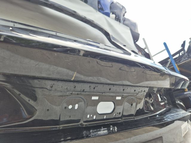 bontott AUDI Q8 Csomagtérajtó (Üres lemez)