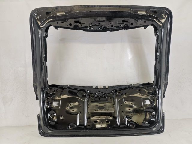 bontott AUDI Q8 Csomagtérajtó (Üres lemez)