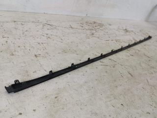 bontott AUDI Q8 Első Lökhárító Díszléc