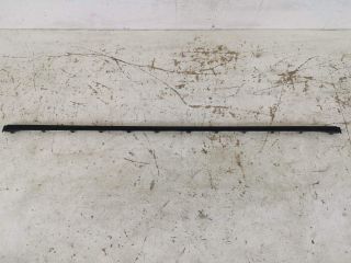 bontott AUDI Q8 Első Lökhárító Díszléc