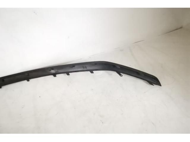 bontott AUDI Q8 Első Lökhárító Díszléc