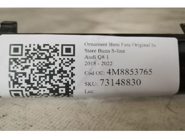 bontott AUDI Q8 Első Lökhárító Díszléc