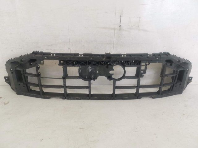 bontott AUDI Q8 Első Lökhárító Tartó Felső