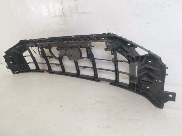 bontott AUDI Q8 Első Lökhárító Tartó Felső