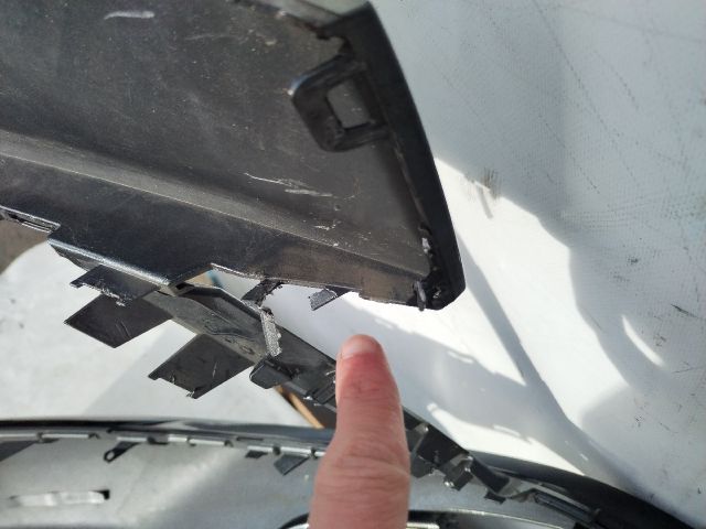 bontott AUDI Q8 Első Lökhárító (Üresen)