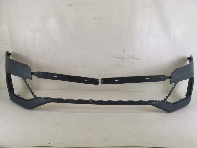 bontott AUDI Q8 Első Lökhárító (Üresen)