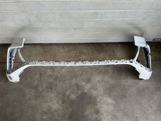 bontott AUDI Q8 Első Lökhárító (Üresen)