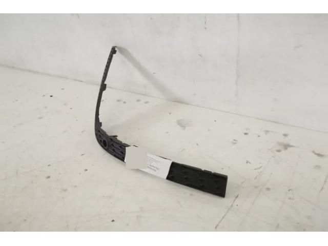 bontott AUDI Q8 Hátsó Lökhárító Díszléc