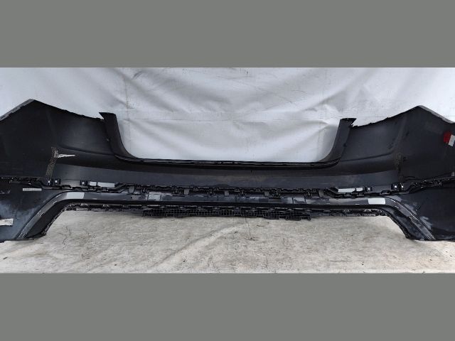 bontott AUDI Q8 Hátsó Lökhárító (Üresen)