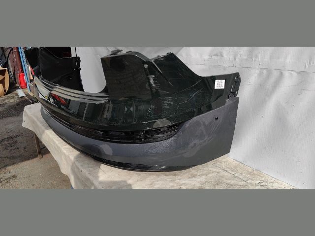 bontott AUDI Q8 Hátsó Lökhárító (Üresen)