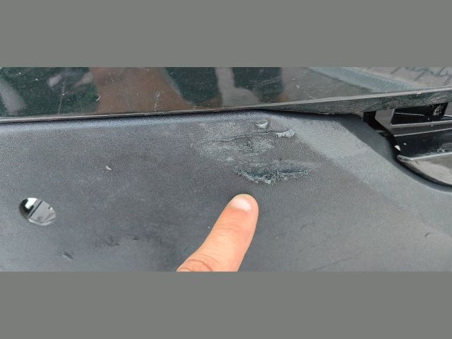 bontott AUDI Q8 Hátsó Lökhárító (Üresen)