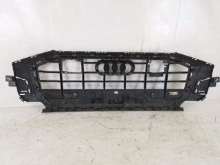 bontott AUDI Q8 Hűtőrács
