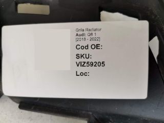 bontott AUDI Q8 Hűtőrács