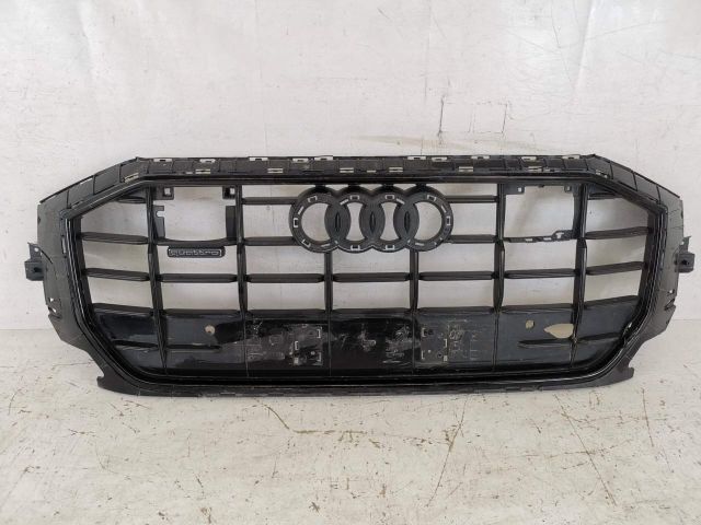 bontott AUDI Q8 Hűtőrács