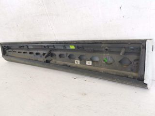 bontott AUDI Q8 Jobb első Ajtó Díszléc