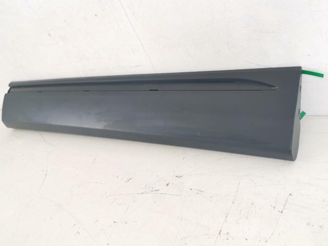 bontott AUDI Q8 Jobb első Ajtó Díszléc