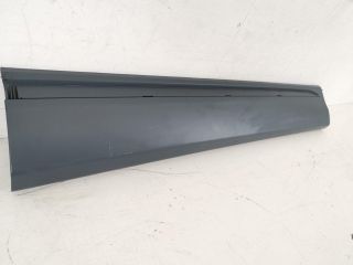 bontott AUDI Q8 Jobb első Ajtó Díszléc