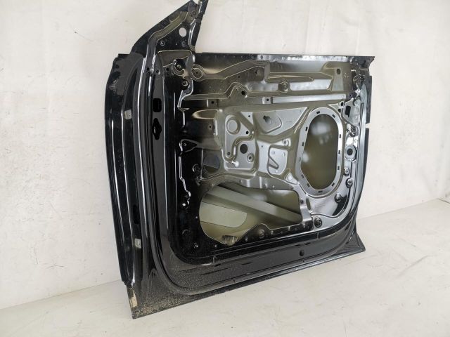 bontott AUDI Q8 Jobb első Ajtó (Üres lemez)