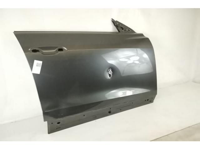 bontott AUDI Q8 Jobb első Ajtó (Üres lemez)