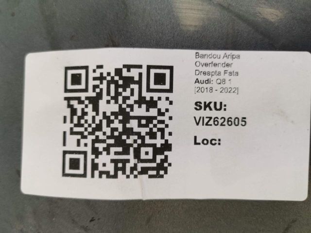 bontott AUDI Q8 Jobb első Sárvédő Díszléc