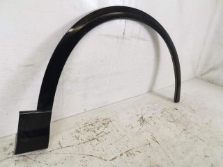 bontott AUDI Q8 Jobb első Sárvédő Díszléc