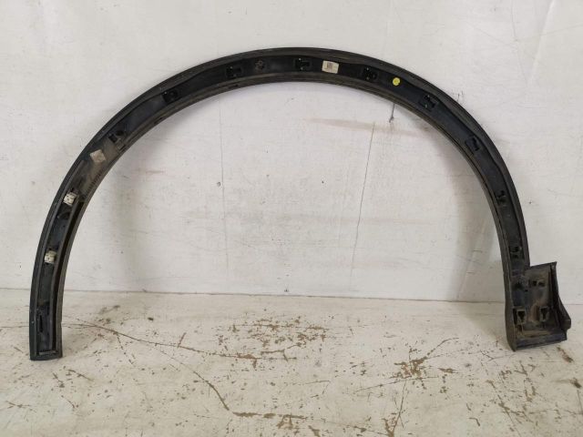 bontott AUDI Q8 Jobb első Sárvédő Díszléc