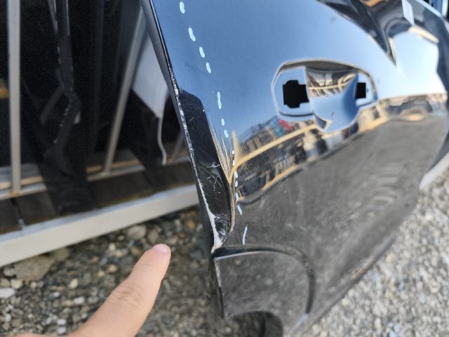 bontott AUDI Q8 Jobb hátsó Ajtó (Üres lemez)