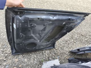 bontott AUDI Q8 Jobb hátsó Ajtó (Üres lemez)