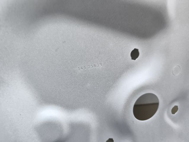 bontott AUDI Q8 Jobb hátsó Ajtó (Üres lemez)