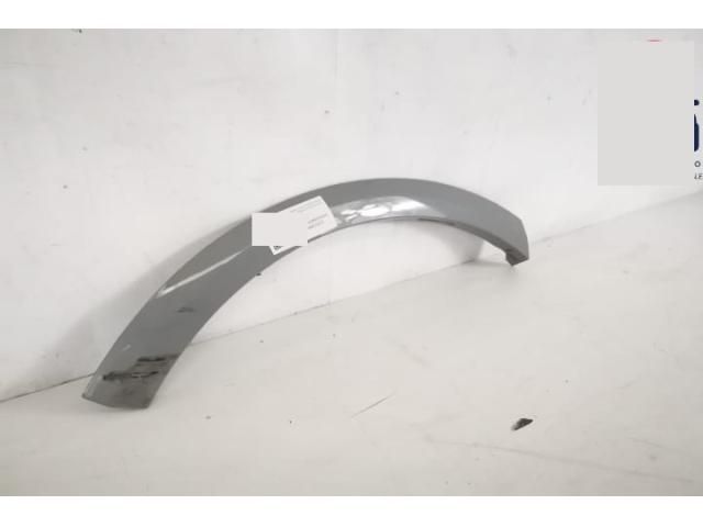 bontott AUDI Q8 Jobb hátsó Sárvédő Díszléc