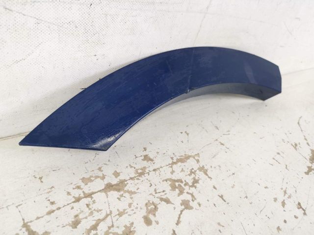 bontott AUDI Q8 Jobb hátsó Sárvédő Díszléc