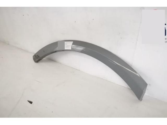 bontott AUDI Q8 Jobb hátsó Sárvédő Díszléc