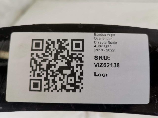 bontott AUDI Q8 Jobb hátsó Sárvédő Díszléc