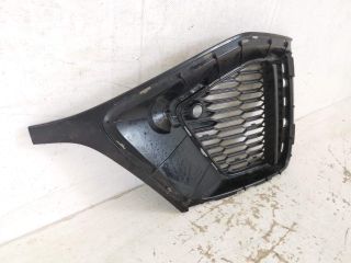 bontott AUDI Q8 Jobb Ködlámpa Rács