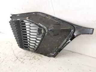 bontott AUDI Q8 Jobb Ködlámpa Rács