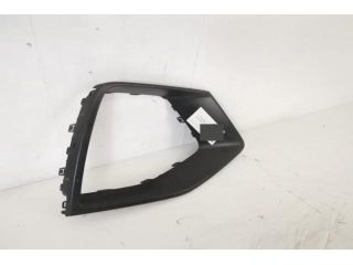 bontott AUDI Q8 Jobb Ködlámpa Rács