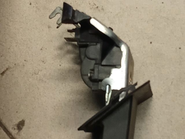 bontott AUDI R8 Csomagtérajtó Zárszerkezet